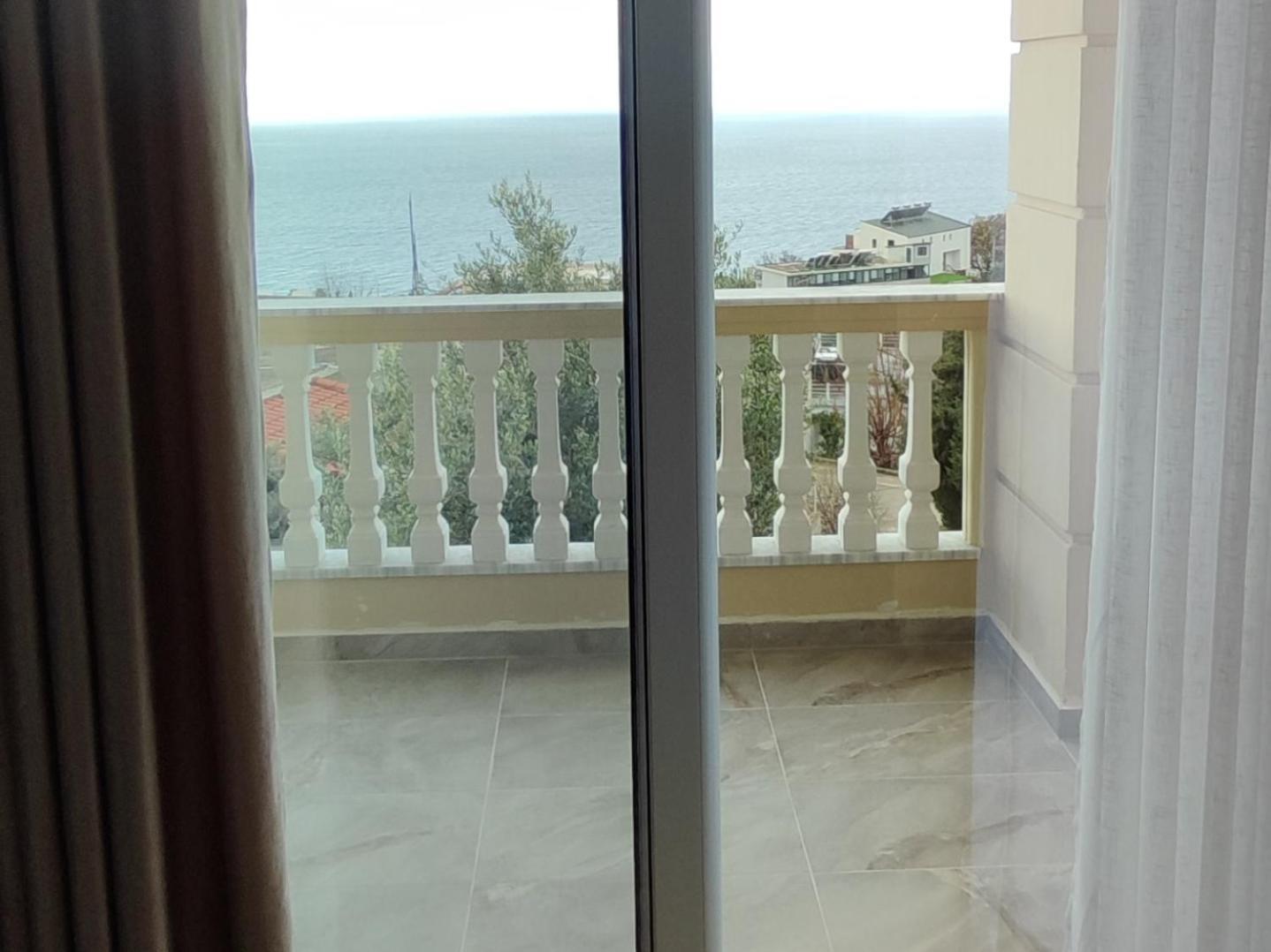 Spartila Apartments Dhërmi エクステリア 写真